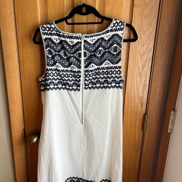 Max Studio Sleeveless White Dress with Navy Blue Eyelet Embroidery Details - Picture 2 of 2